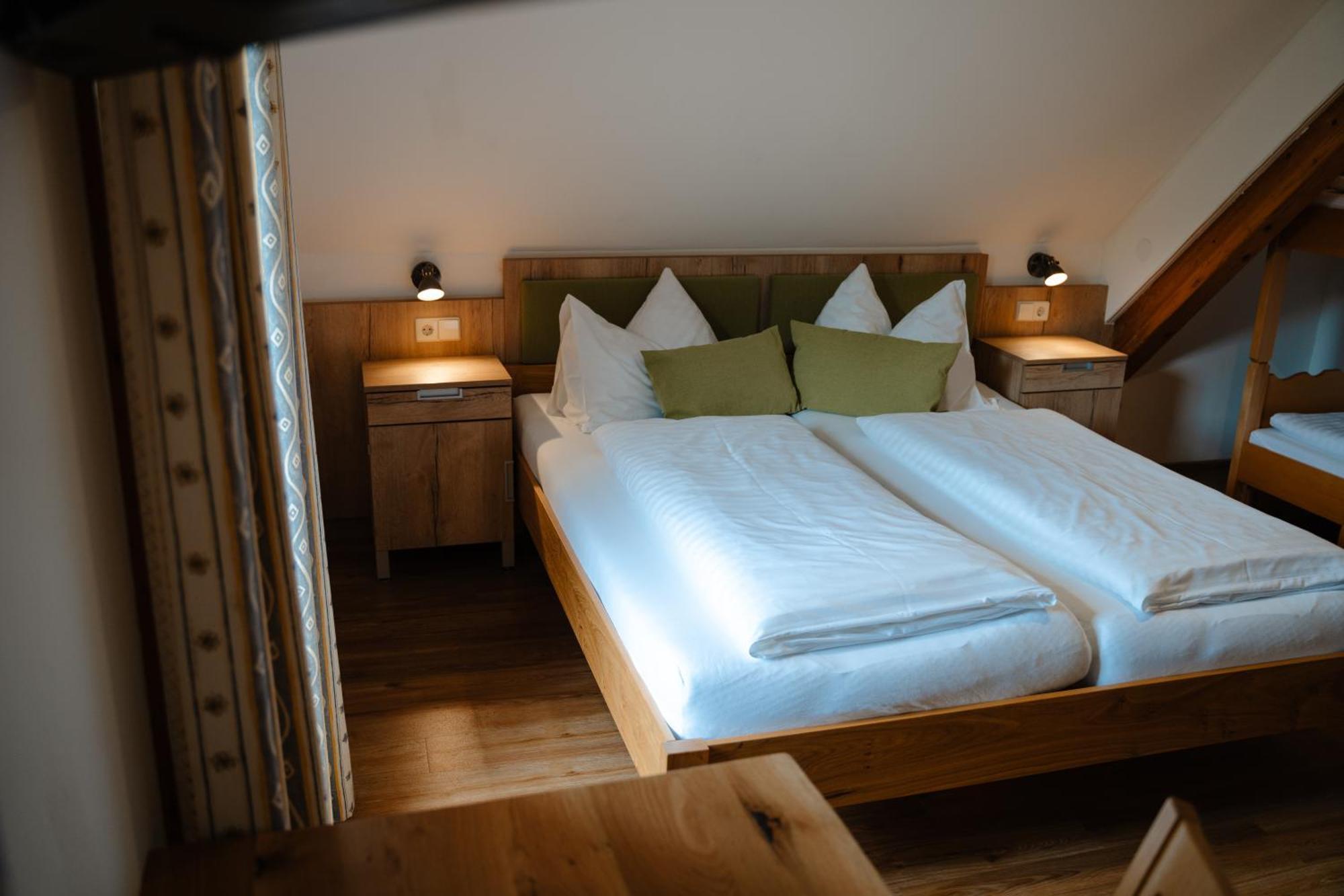 Donnersbach Ertlschweigerhaus Pension - Appartements - Zimmer מראה חיצוני תמונה