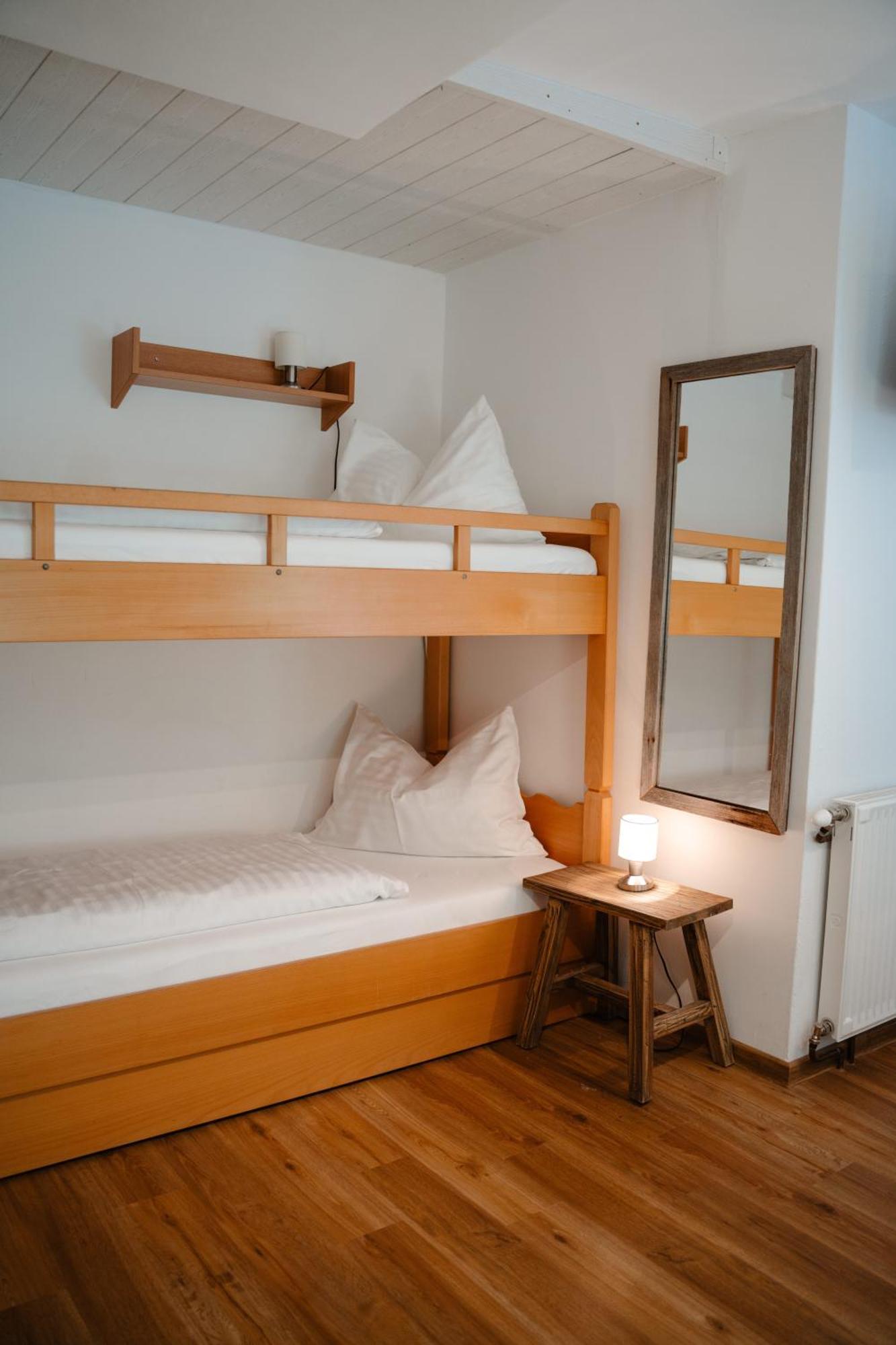 Donnersbach Ertlschweigerhaus Pension - Appartements - Zimmer מראה חיצוני תמונה