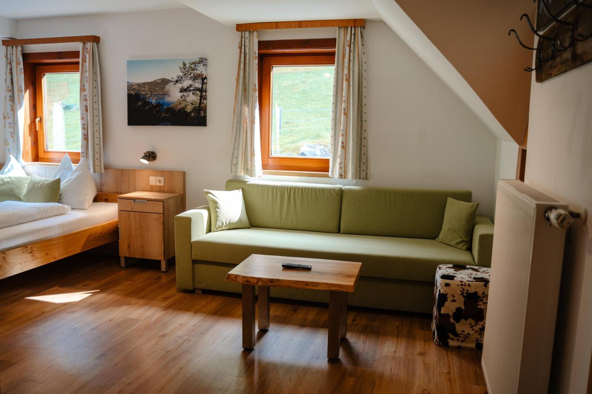 Donnersbach Ertlschweigerhaus Pension - Appartements - Zimmer מראה חיצוני תמונה