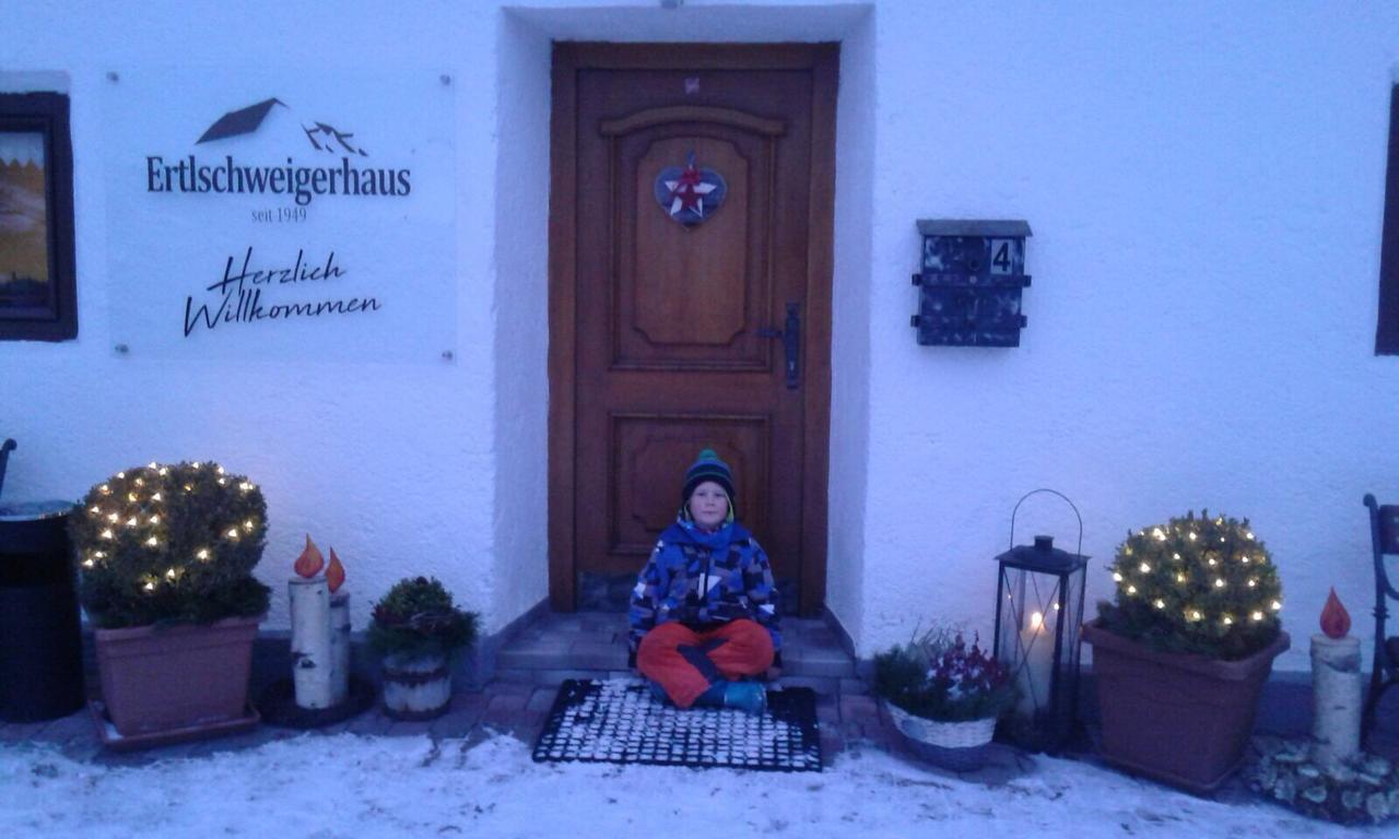 Donnersbach Ertlschweigerhaus Pension - Appartements - Zimmer מראה חיצוני תמונה